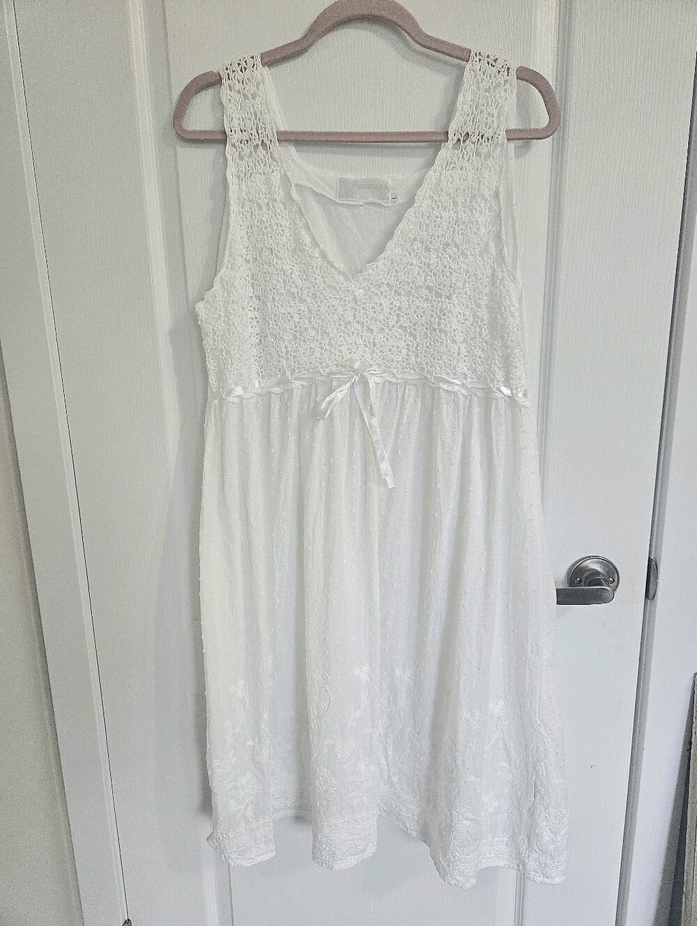 Victoriana White Crochet Bodice Sleeveless Dress / Chemise